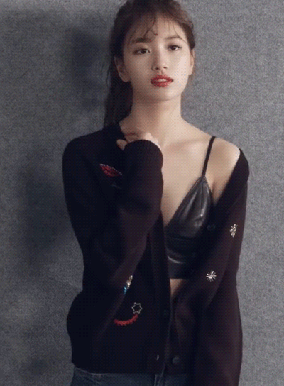 수지 인생 최고의 노출 甲 이미지 #1