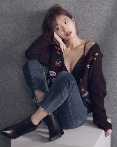 수지 인생 최고의 노출 甲 이미지 #2