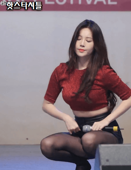 각선미 GOAT.. 걸스데이 유라 핫팬츠 검스 이미지 #4