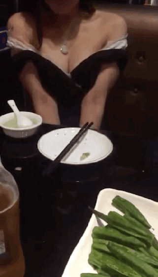 가슴 껌딱지녀들은 절대 할 수 없는 스킬 이미지 #1