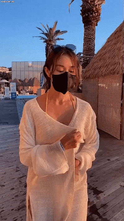 노키즈풀에서 화끈한 탈의 이미지 #1