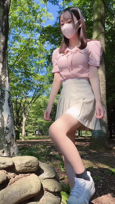 신발끈은 묶어야 안전하지 이미지 #1