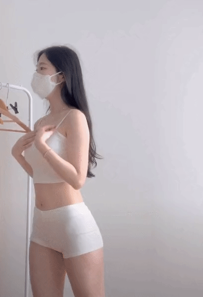 신혼 초에 질리게 볼 수 있다는 장면 이미지 #1