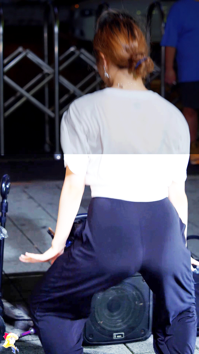 밝기 조절하니 보이는 팬티 이미지 #1