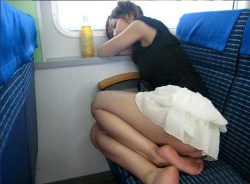 기차 민폐네 이미지 #1