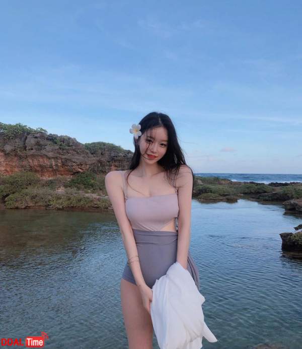 몸매까지 ㅎㄷㄷ한 인스타 존예녀 이미지 #1