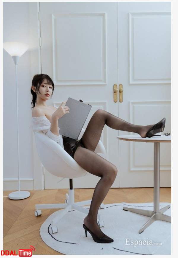 한국와서 19금 화보 찍은 AV배우 카와키타 사이카 이미지 #1