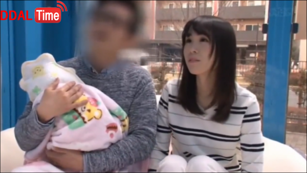 SDMU-596 매직미러속 유부녀들 이미지 #2